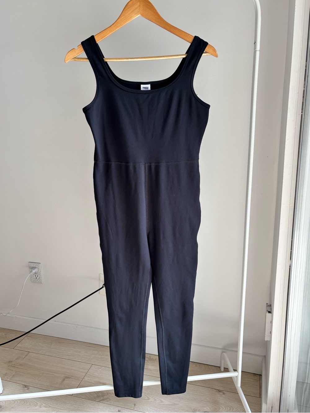 Smash + Tess Women's Black Sleeveless Jumpsuit Size M